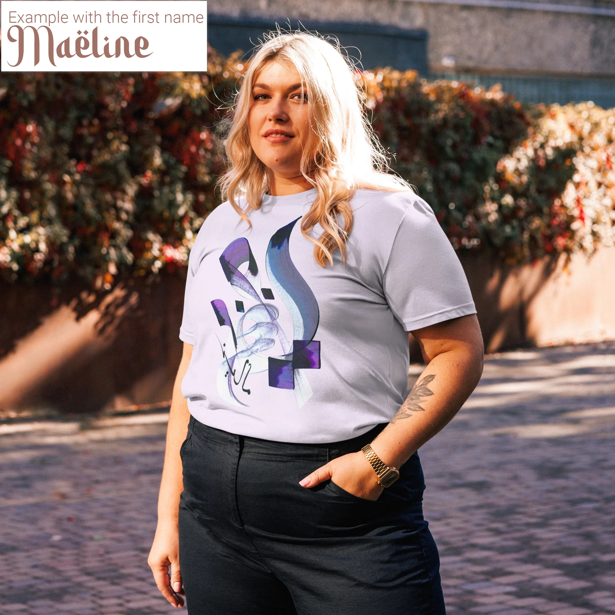 Calligraphie arabe - Ihr Vorname in arabischer Kalligrafie - Maßgeschneiderte Kreation - EinzigartigeBio-Baumwoll-T-Shirt für Damen und Herren - image 7